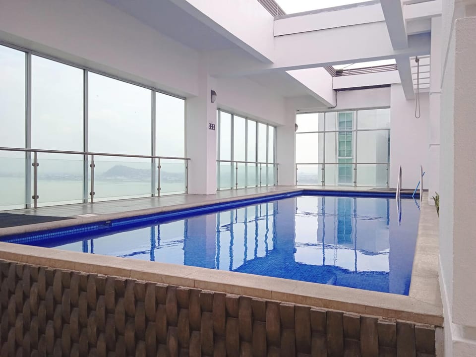 Swimming pool, Swimming pool