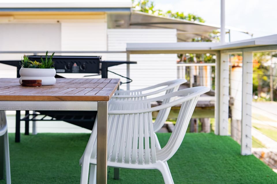 Patio, Day, View (from property/room), Balcony/Terrace, Seating area, Dining area