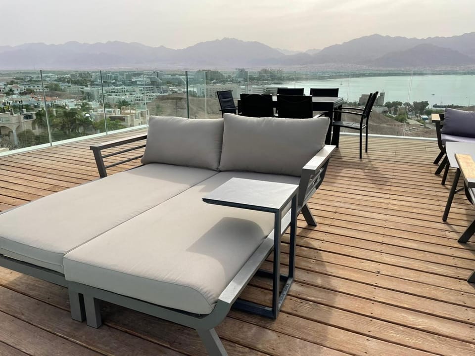 Natural landscape, Balcony/Terrace, Mountain view