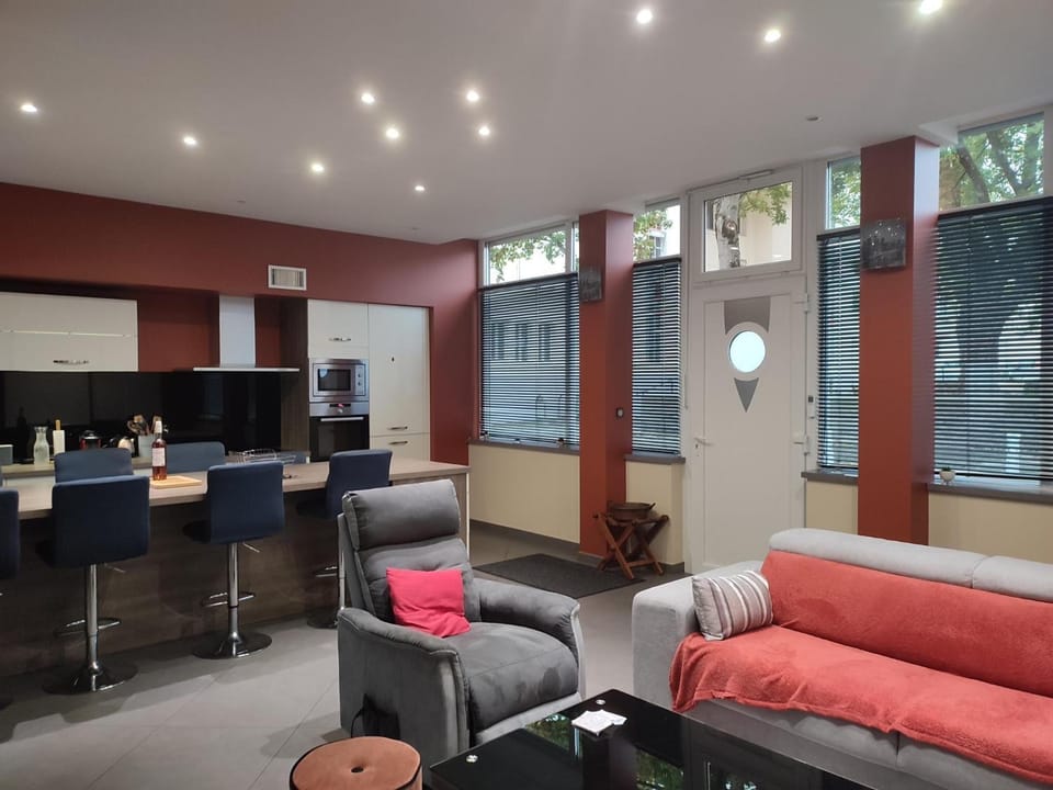 Agréable maison de ville, proche du centre ville House in Auvergne-Rhône-Alpes