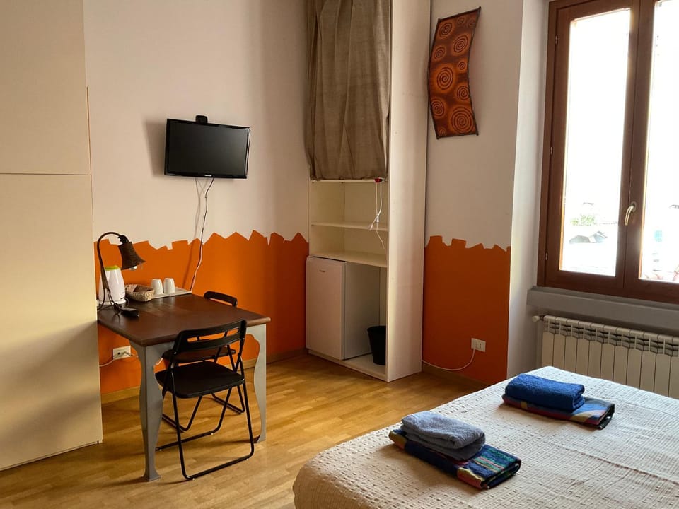 IsoLaB: monolocale in zona Isola Apartment in Milan