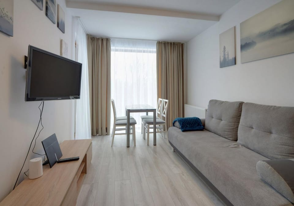 TV and multimedia, Seating area
