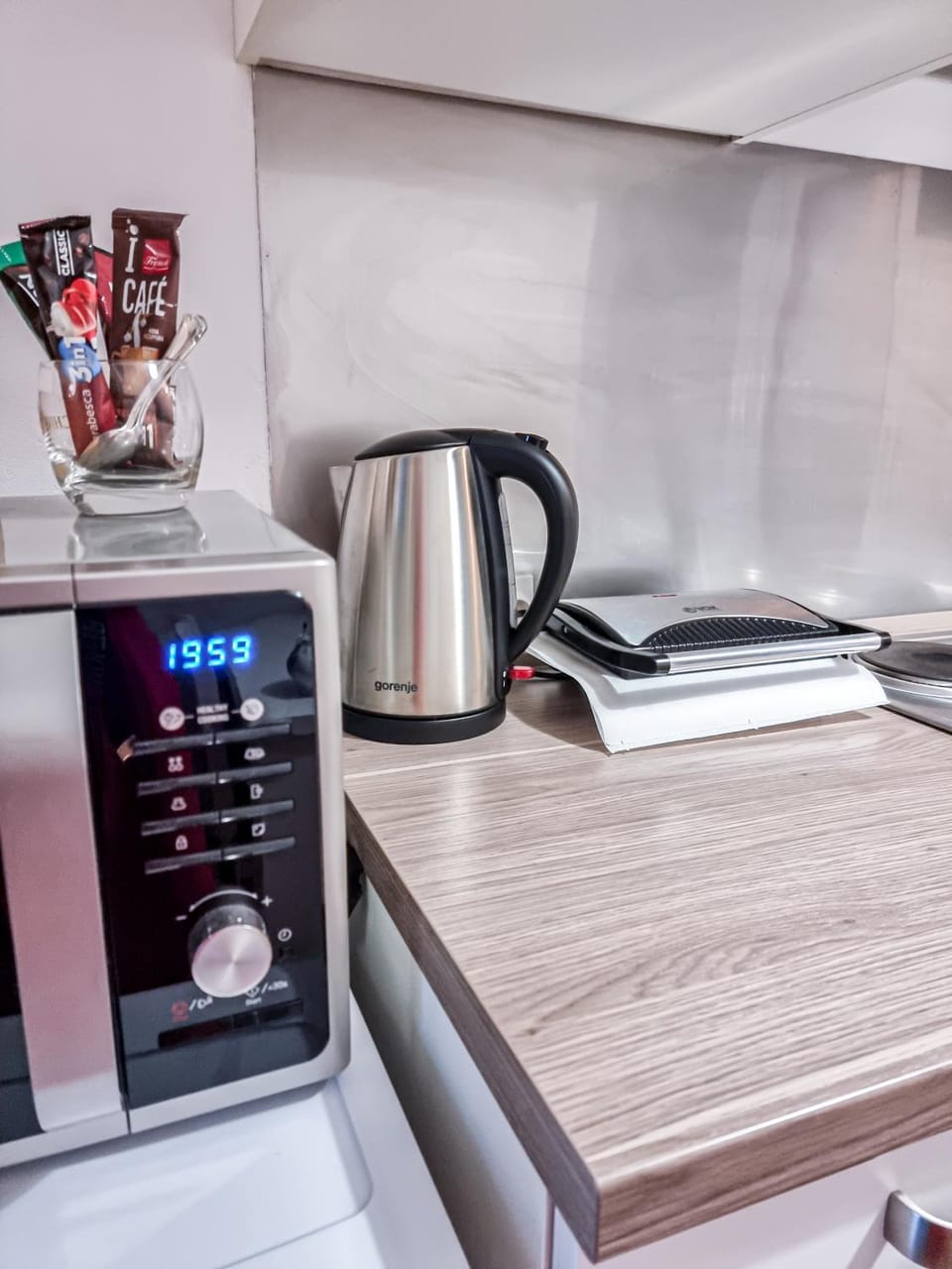 Coffee/tea facilities
