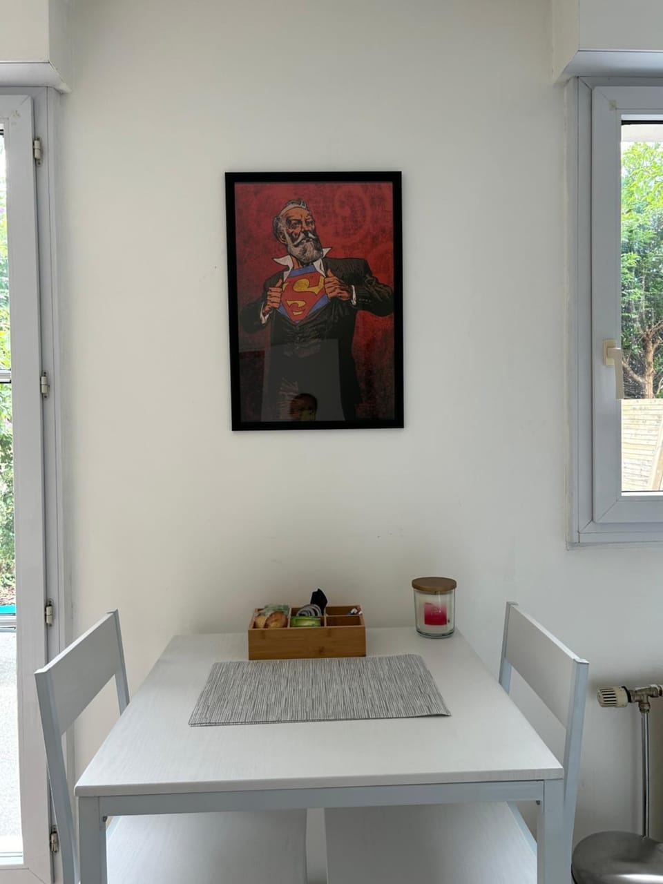 Decorative detail, Dining area