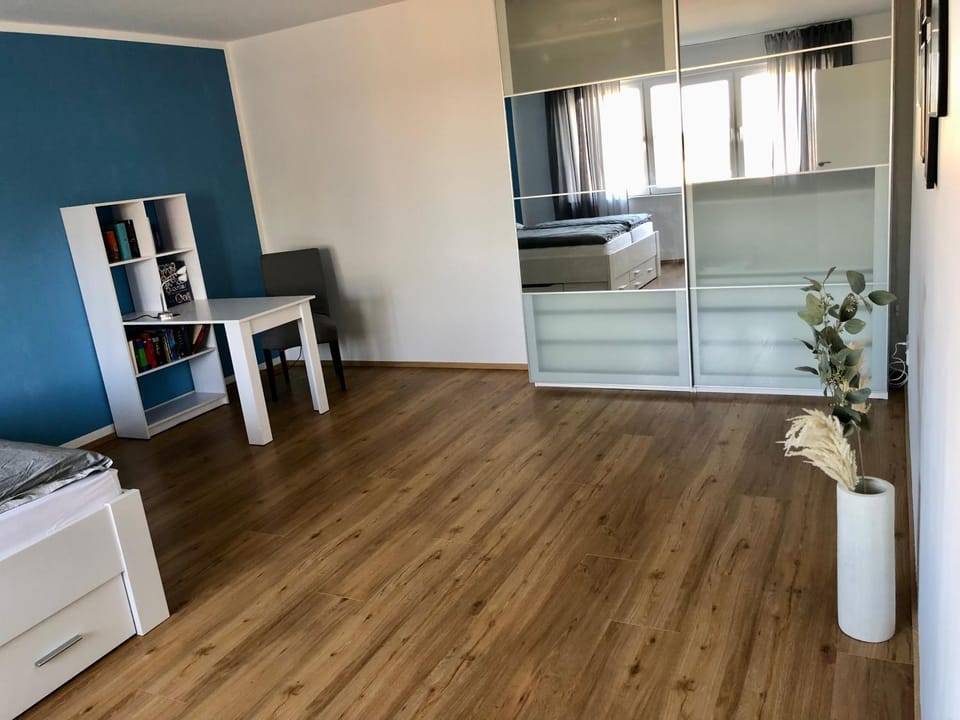 Bedroom, wardrobe