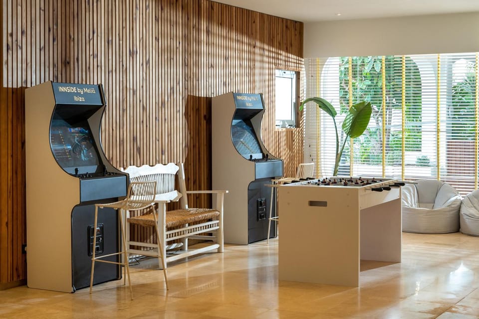 Activities, Game Room, TV and multimedia, View (from property/room), Entertainment