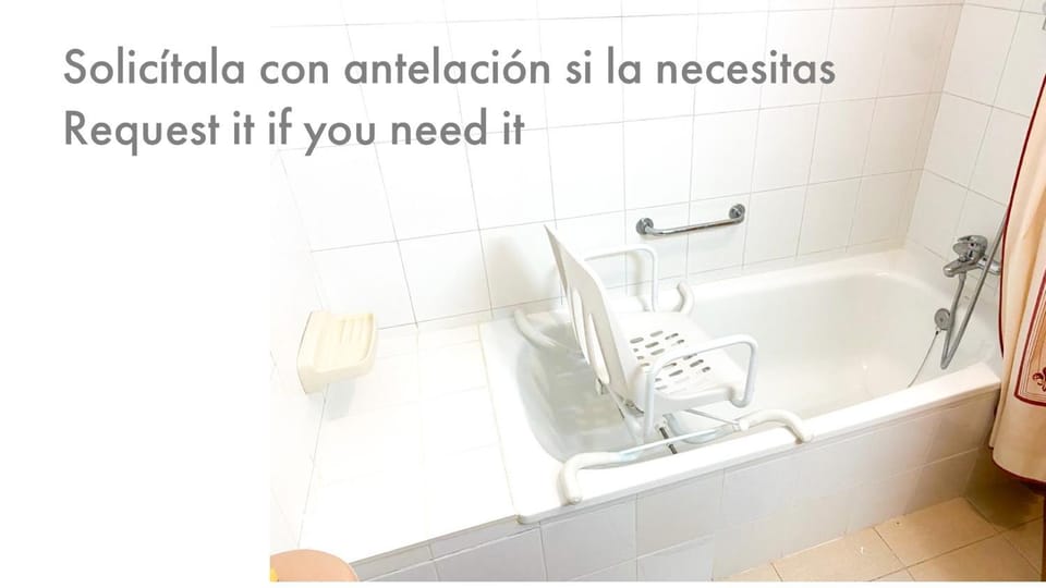 Bathroom, Facility for disabled guests, Bath