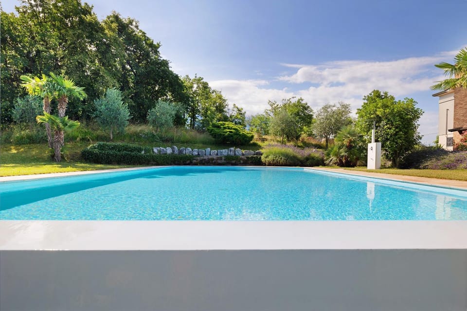 Property building, Swimming pool