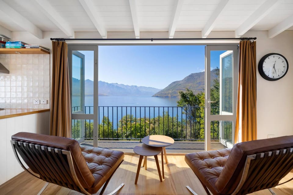 View (from property/room), View (from property/room), Balcony/Terrace, Balcony/Terrace, Seating area, Lake view, Lake view, Mountain view, Mountain view