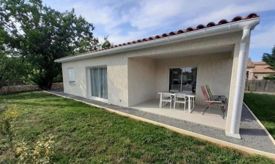 Maison neuve climatisée avec jardin - Sud Ardèche Villa in Provence-Alpes-Côte d'Azur