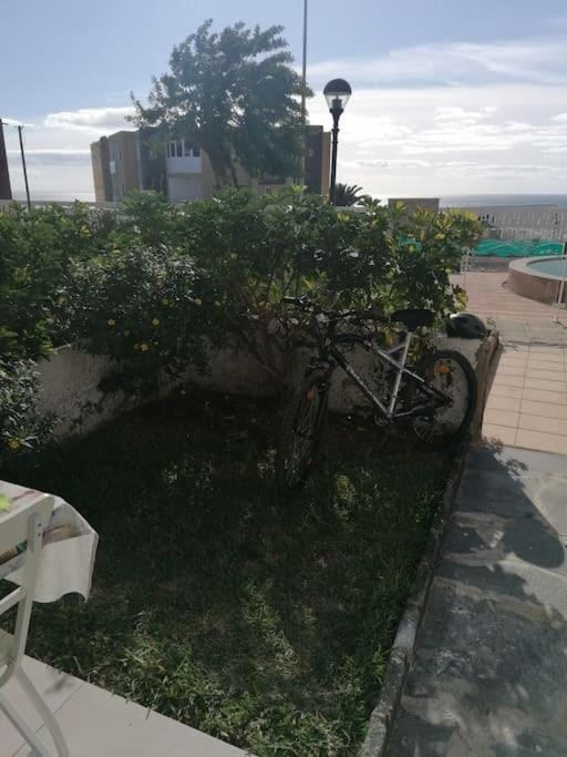 Quiet & Bright Apartment with private garden Apartment in Maspalomas