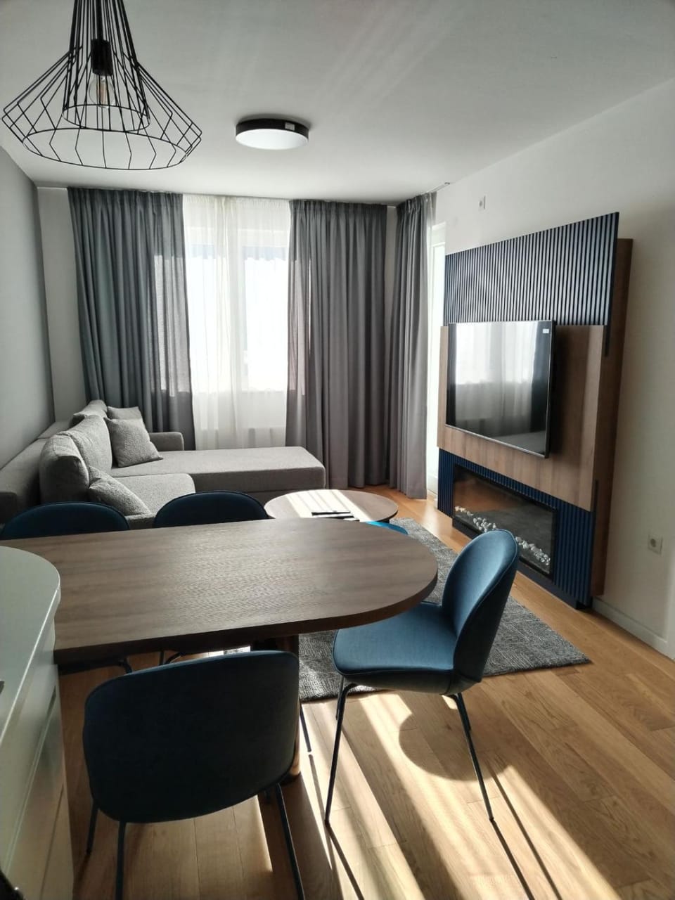 TV and multimedia, Living room, Photo of the whole room