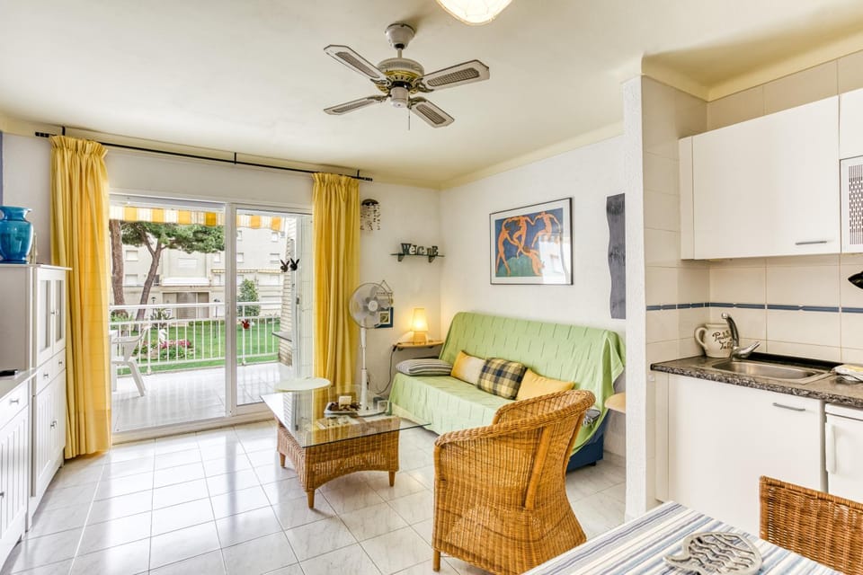 Property building, Living room