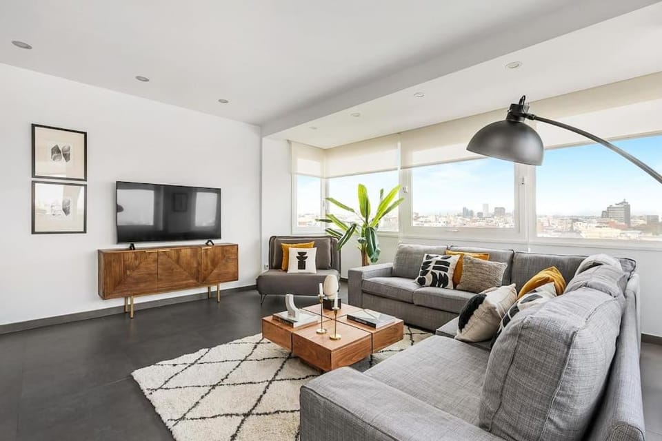 New Heima Colon Square Apartment in Centro
