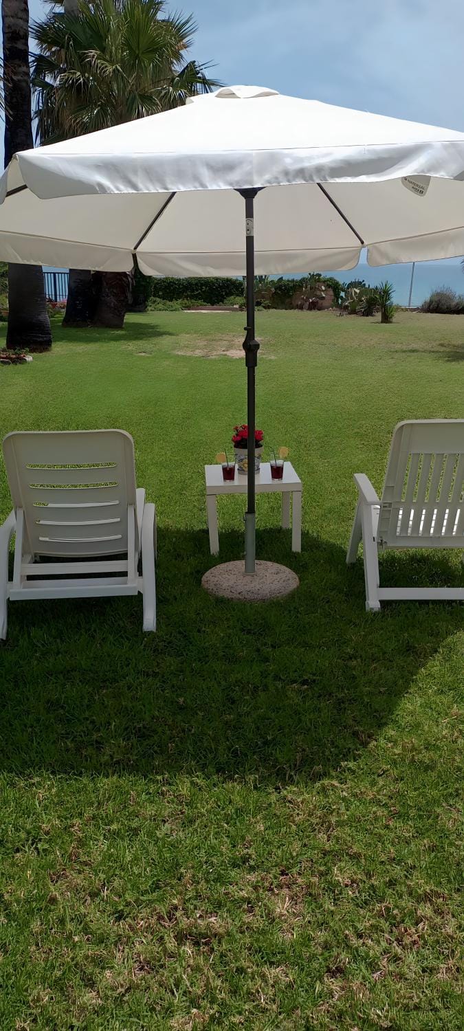 Natural landscape, Garden view, Sea view, sunbed