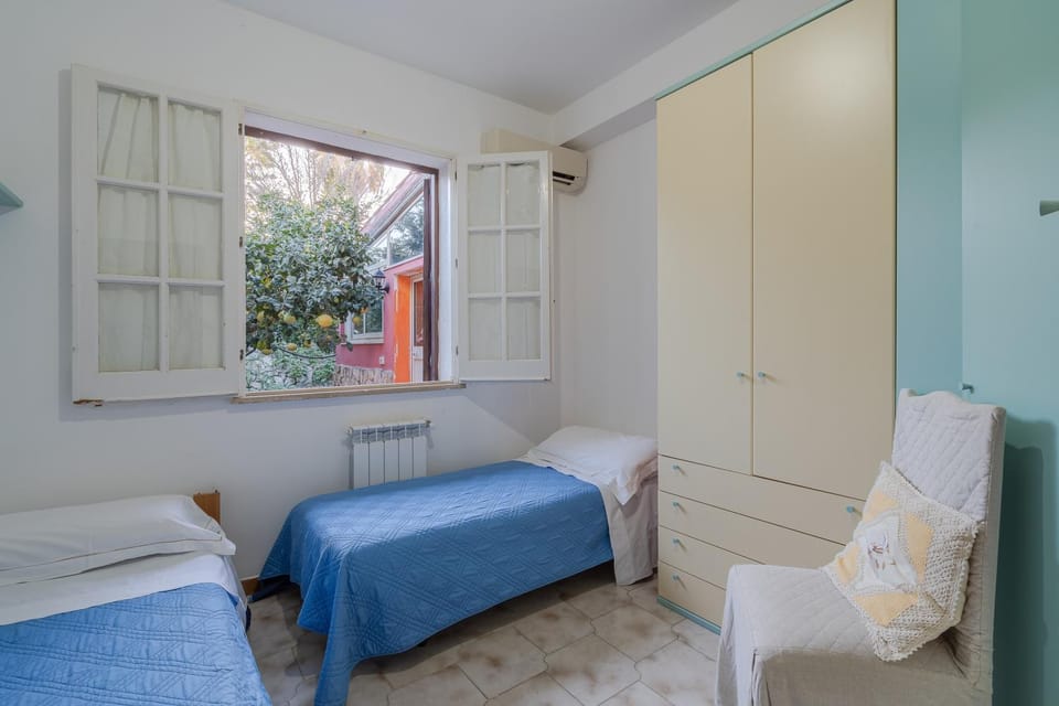 Property building, Living room, Bedroom