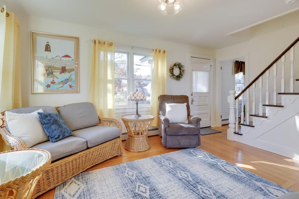Cozy Historic Wakefield Home Close to Beaches House in Wakefield