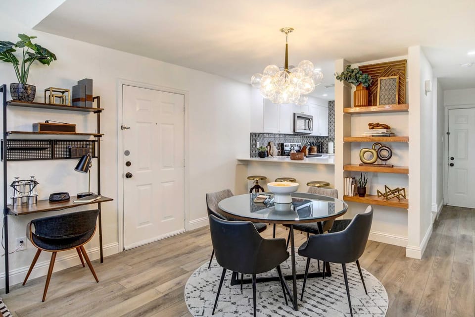 Stylish Allen Home near Watters Creek Village House in Allen