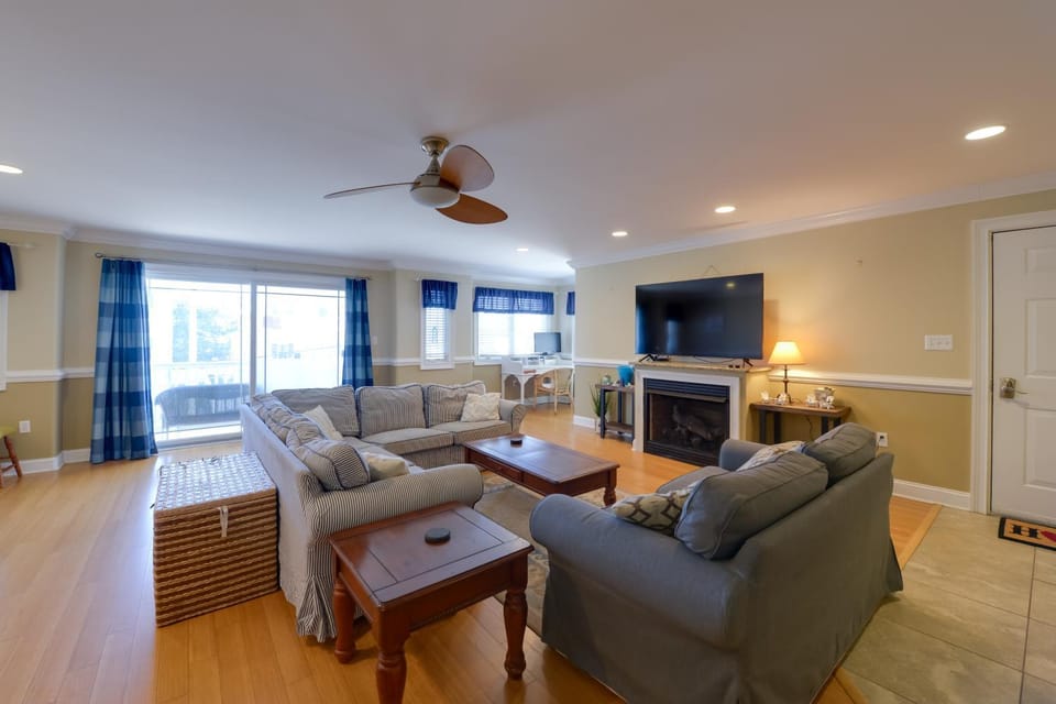 Spacious Wildwood Townhome w/ Covered Balcony House in North Wildwood