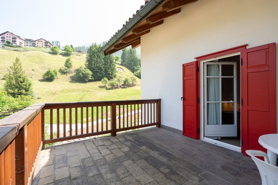 Natural landscape, Balcony/Terrace