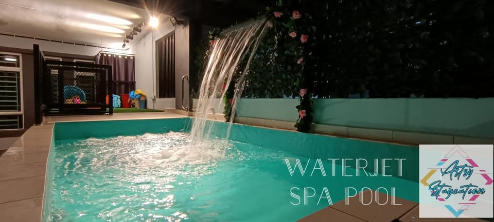 Hot Tub, Pool view, Swimming pool, Swimming pool