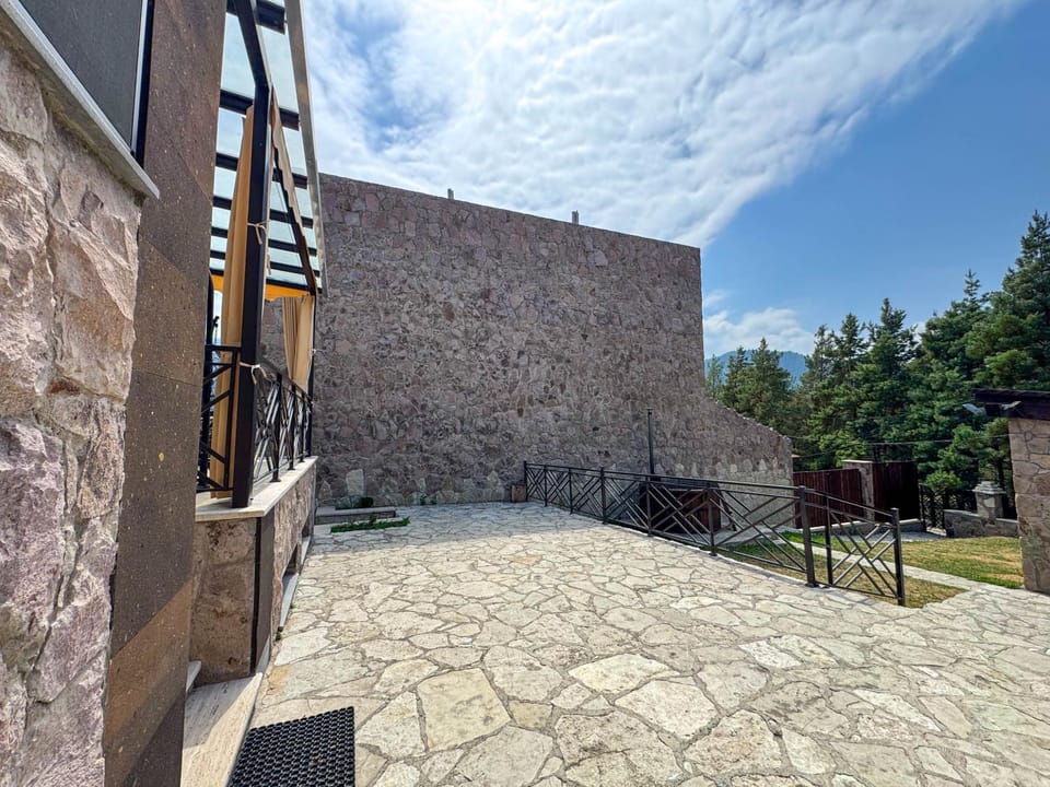 DN House Dilijan Villa in Armenia