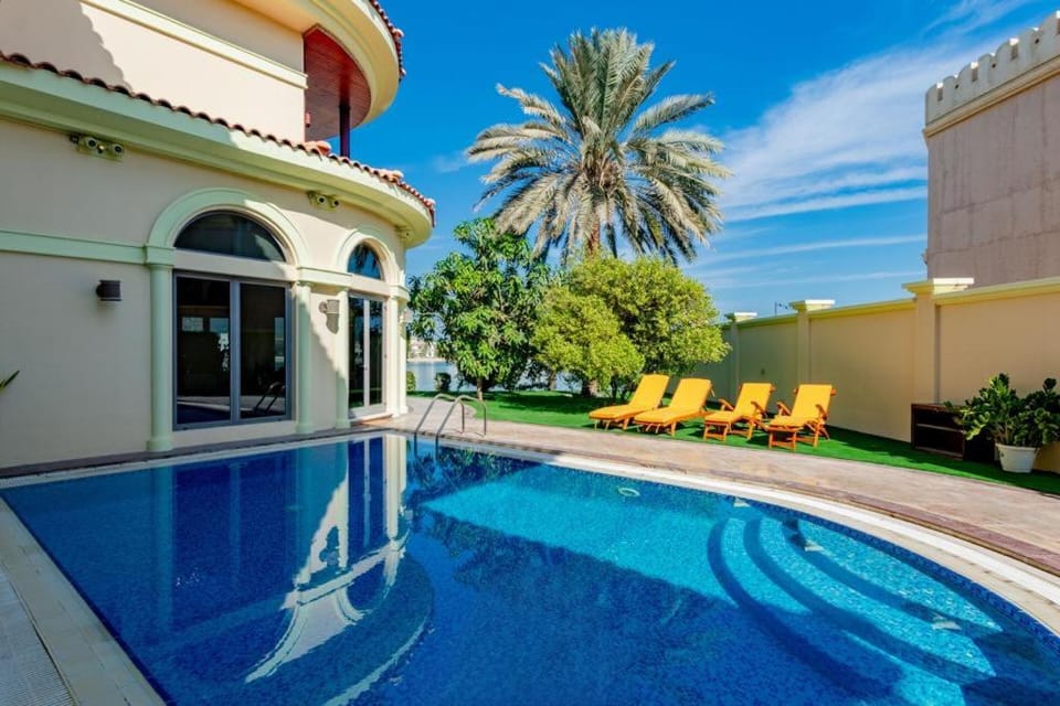 Pool view, Swimming pool