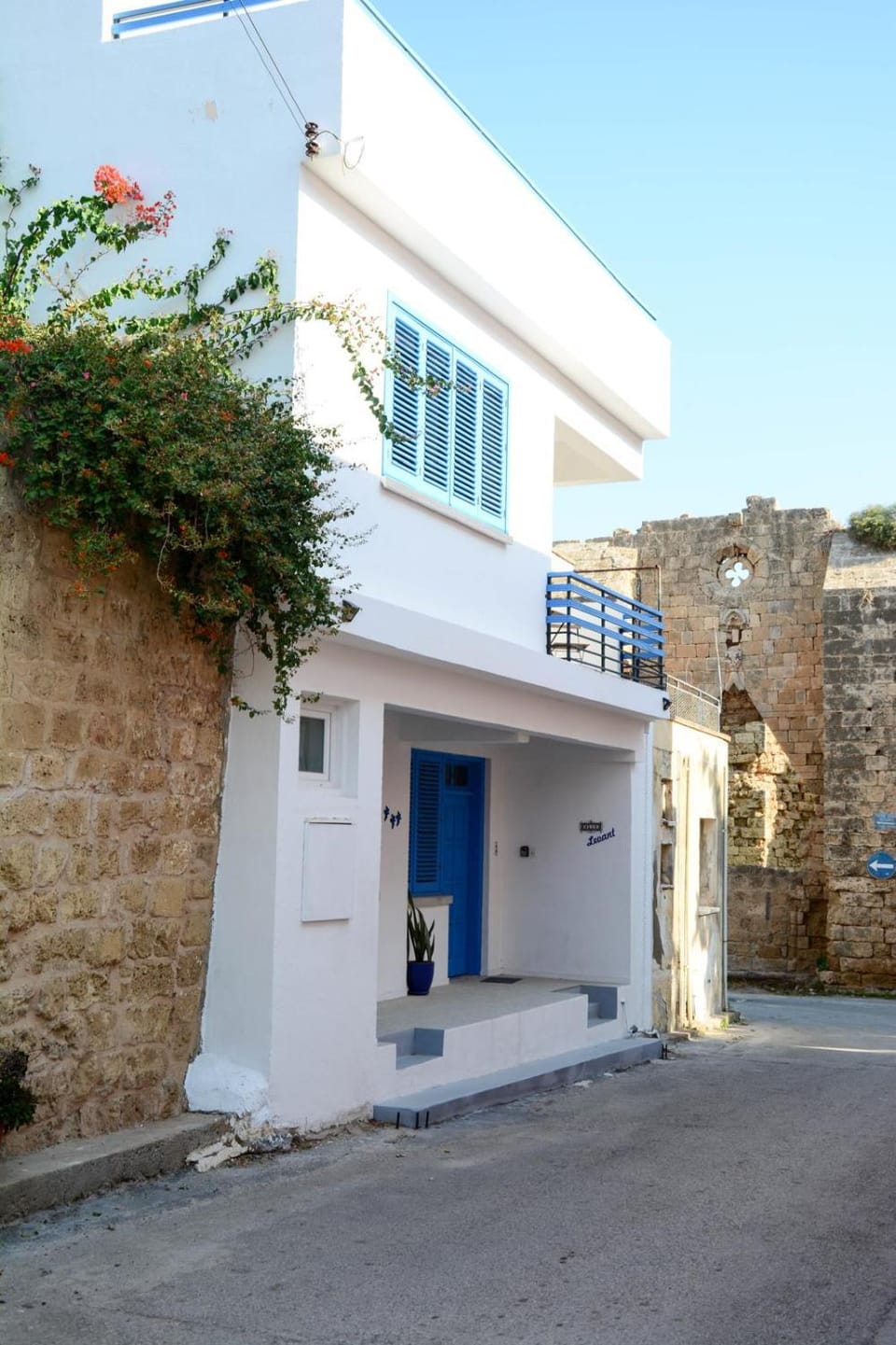 Blue Levant Guest House Apartment in Famagusta