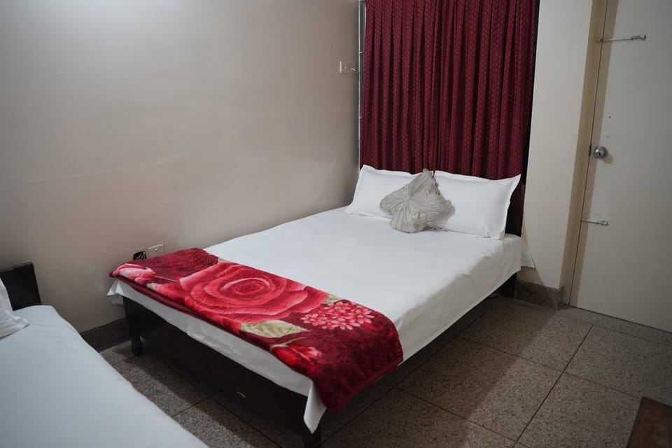 Ali International Hotel Bed and Breakfast in Dhaka
