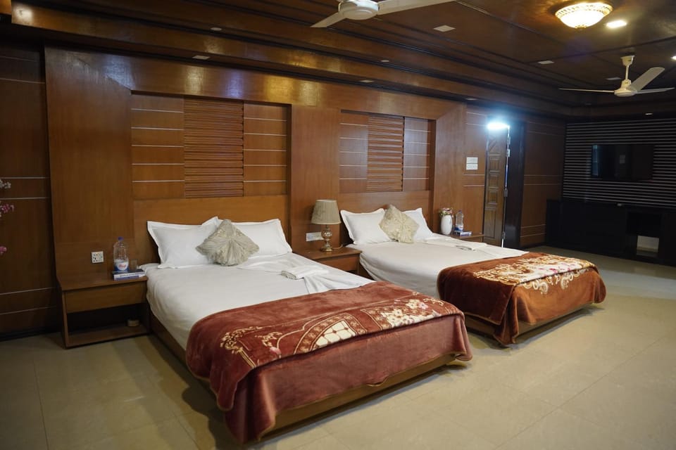 Ali International Hotel Bed and Breakfast in Dhaka