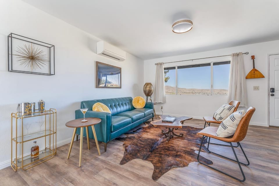 Shooting Star Lodge House in Joshua Tree