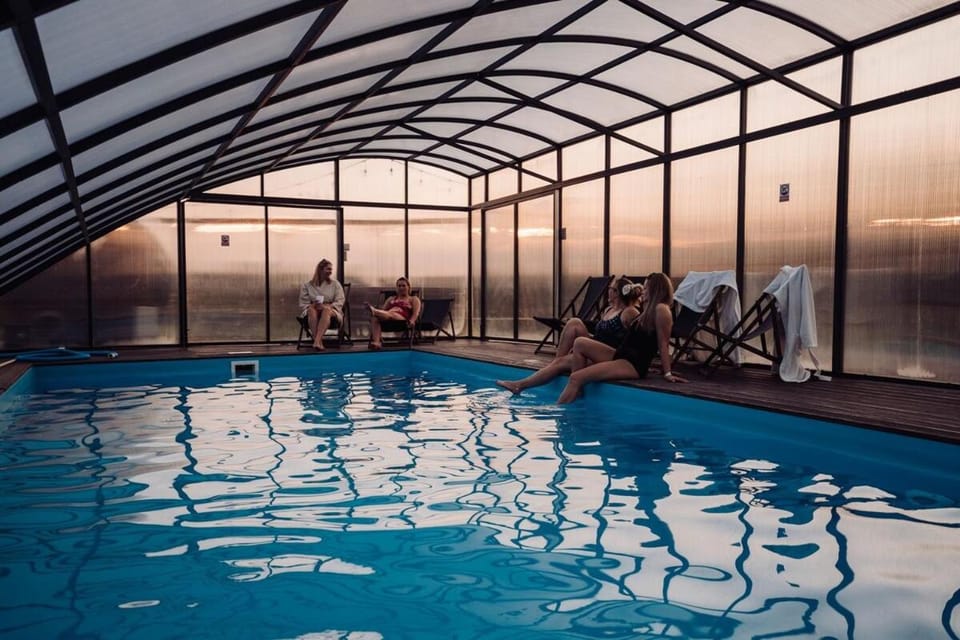 People, Pool view, Swimming pool, group of guests