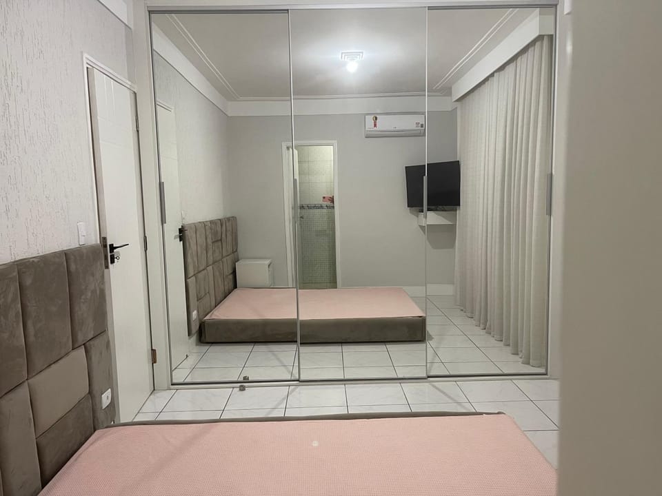 Apartamento praia guaruja enseada Apartment in State of São Paulo