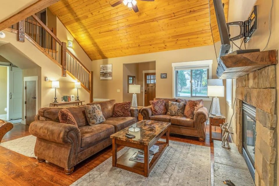 7th Fairway Getaway House in Glacier National Park