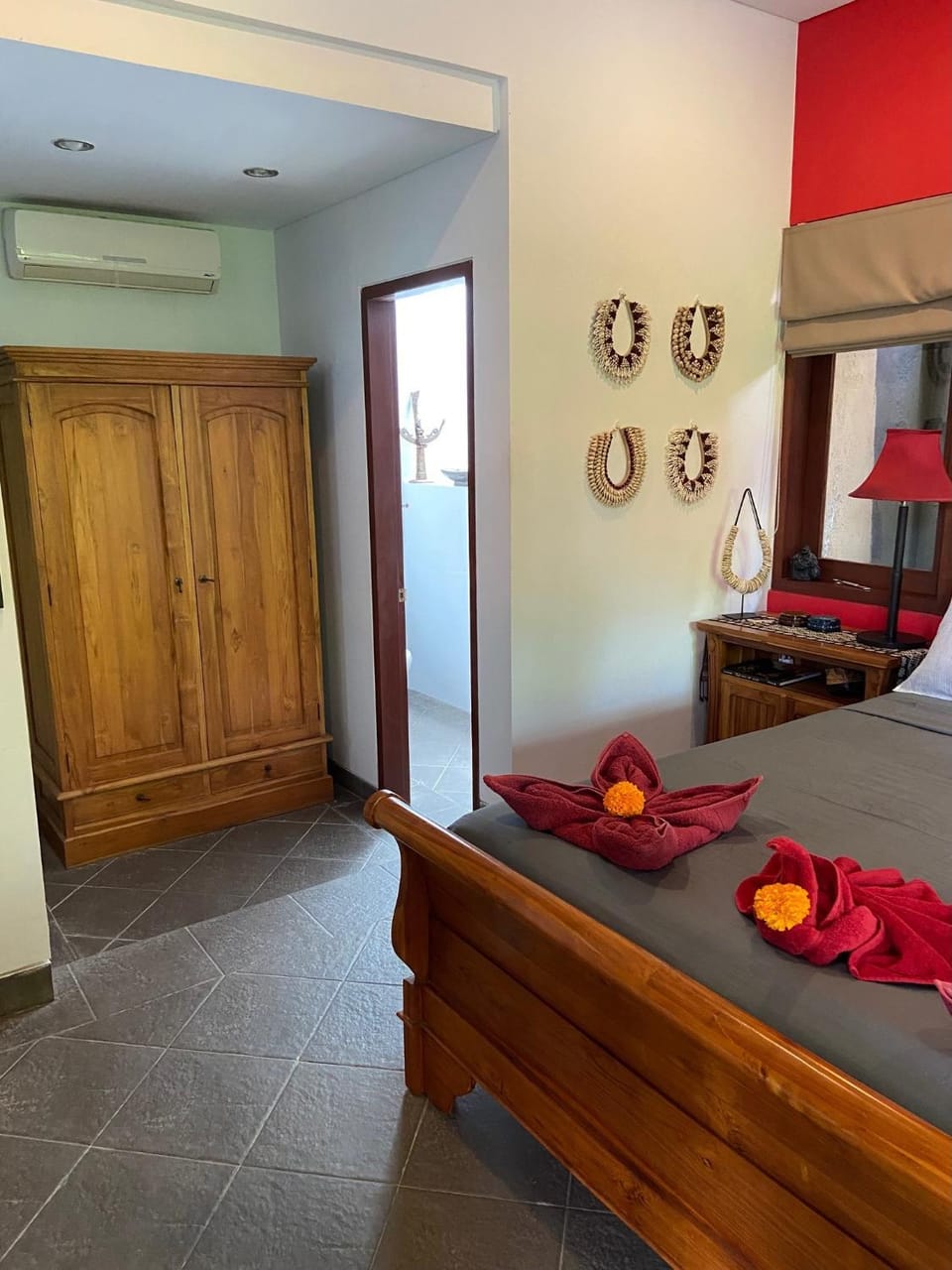 Spacious 4-bedroom garden villa Villa in Denpasar