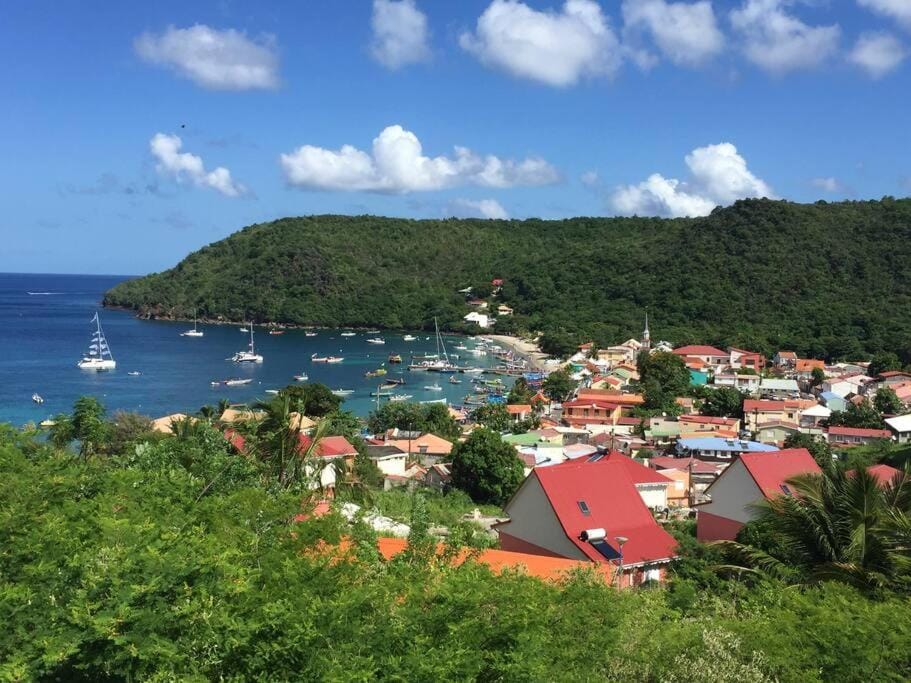 Chalet Colibri , Les ANSES d'ARLET 200 m plage Apartment in Martinique
