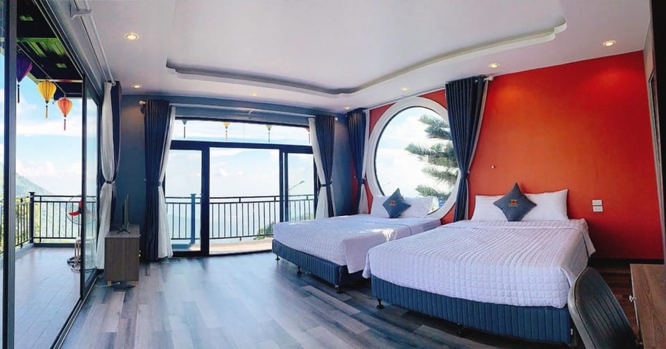 Bed, Natural landscape, View (from property/room), Photo of the whole room, Bedroom