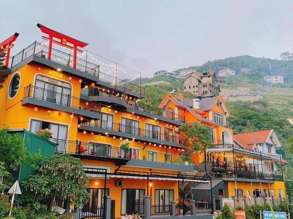 Property building, Natural landscape, City view, Mountain view