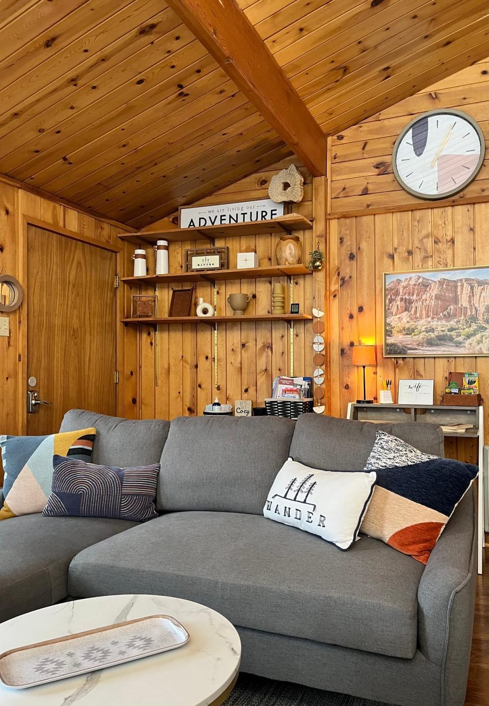 Living room, Seating area