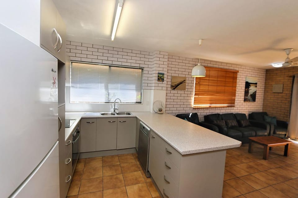Ocean Shores 6 Apartment in Bargara