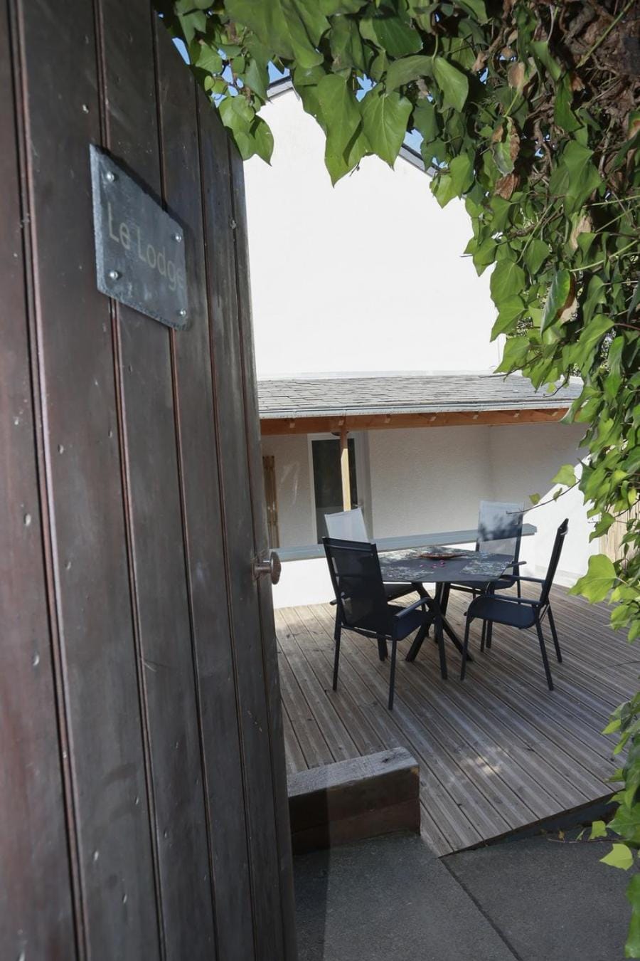 Patio, Facade/entrance, Balcony/Terrace, Dining area