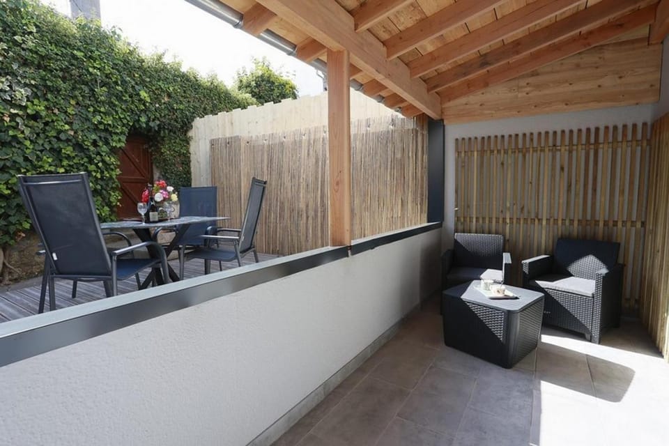 Patio, Balcony/Terrace, Seating area, Dining area, Inner courtyard view