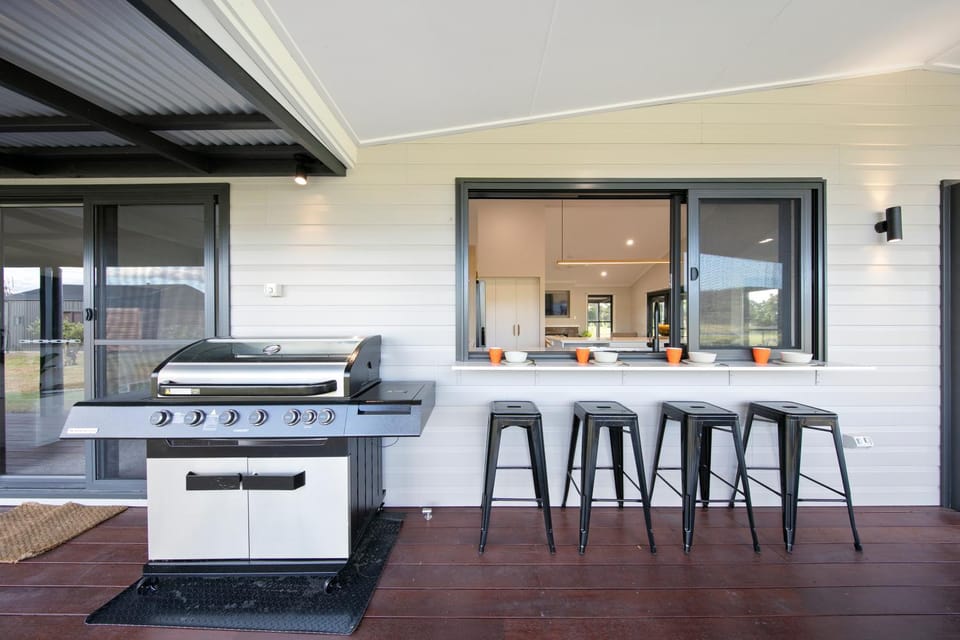 BBQ facilities, Kitchen or kitchenette, Dining area
