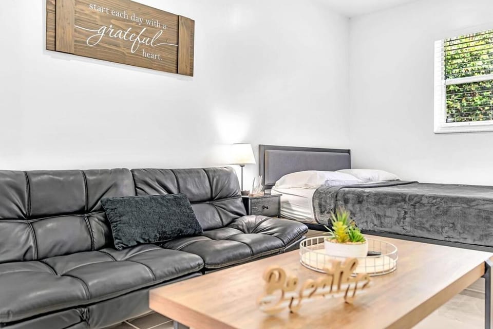 Hollywood Beach Boutique Vacation Studio LB4 House in Hollywood
