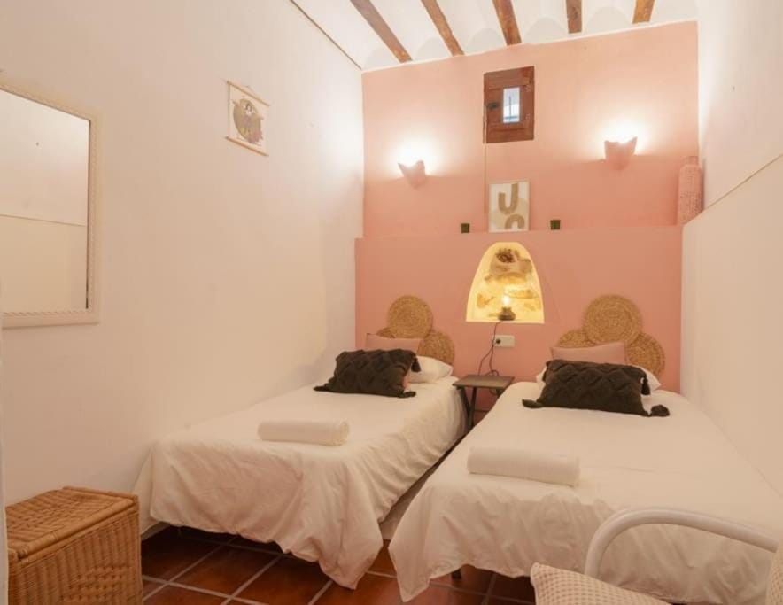 Casa rural con jacuzzi y chimenea en paraje único - La Casa del Pino House in Region of Murcia