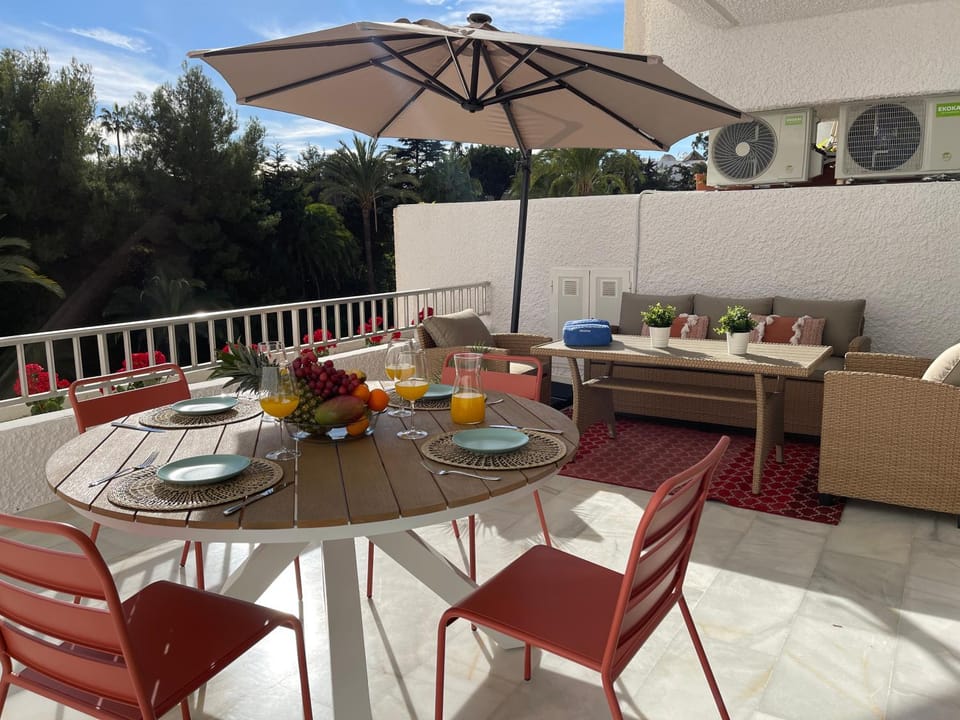 View (from property/room), Balcony/Terrace