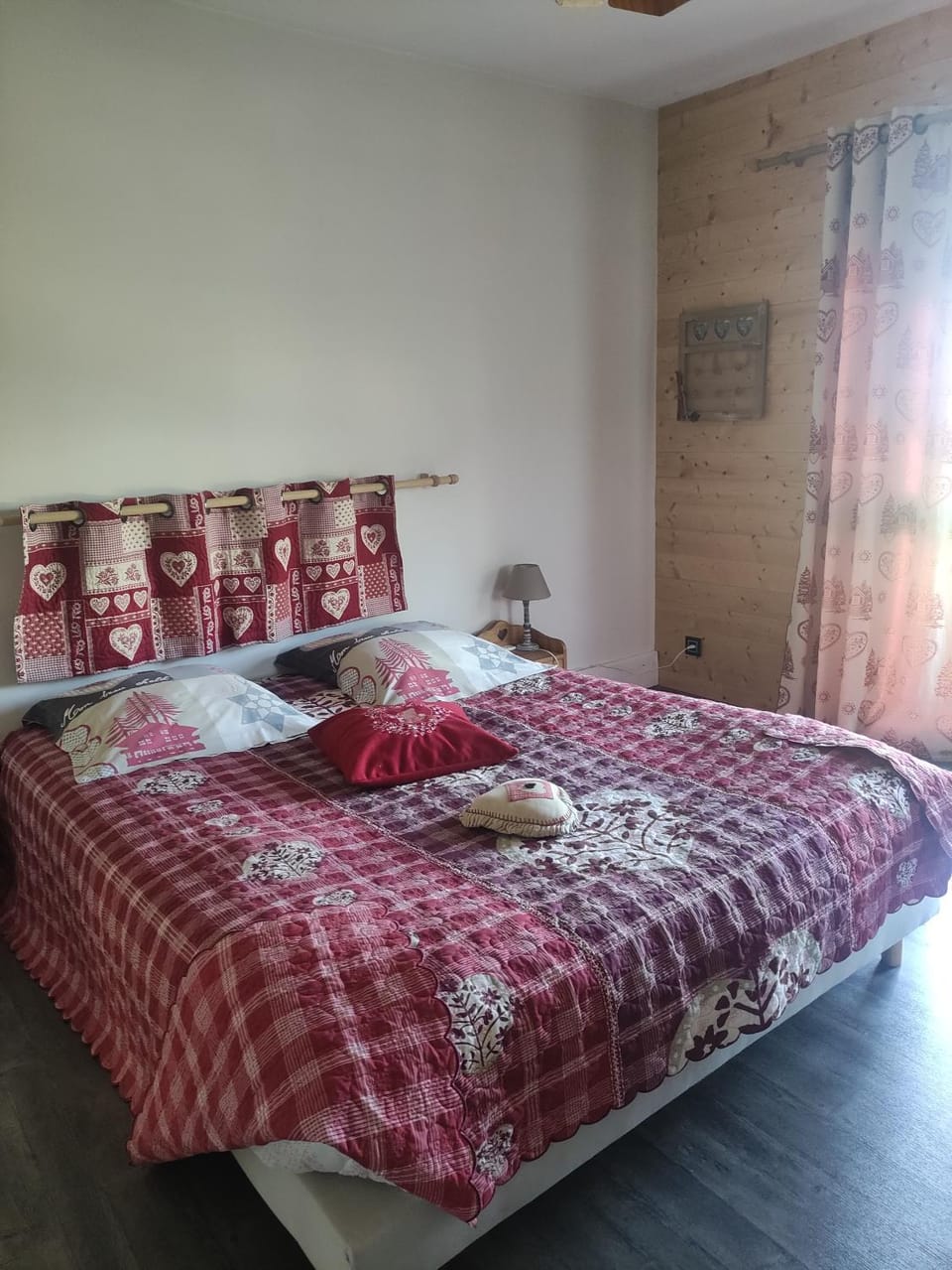 Chez So et Compagnie Country House in Auvergne-Rhône-Alpes