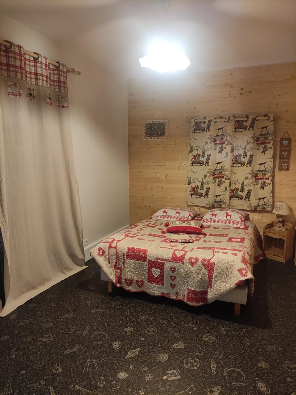 Chez So et Compagnie Country House in Auvergne-Rhône-Alpes
