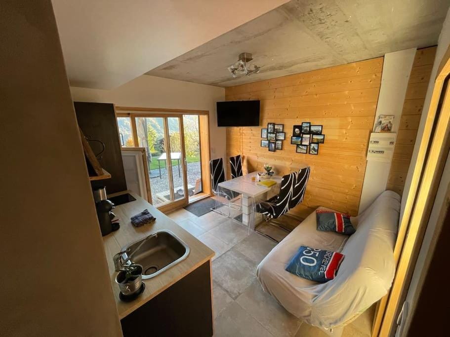 Living room, kitchen