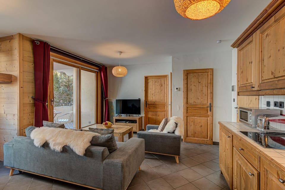 Communal lounge/ TV room, TV and multimedia, Kitchen or kitchenette, Living room, Seating area, Dining area, Evening entertainment, minibar, pet friendly, stove